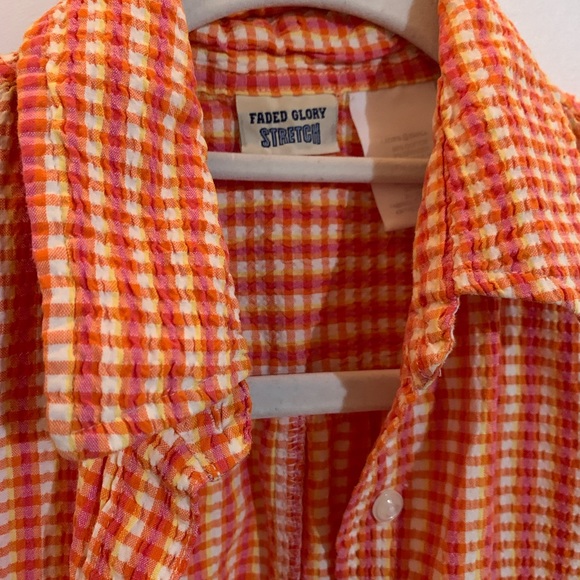 Vintage pattern sleeveless top - Picture 3 of 8